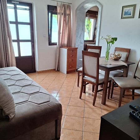 Apartments Klakor Ps Tivat Bagian luar foto